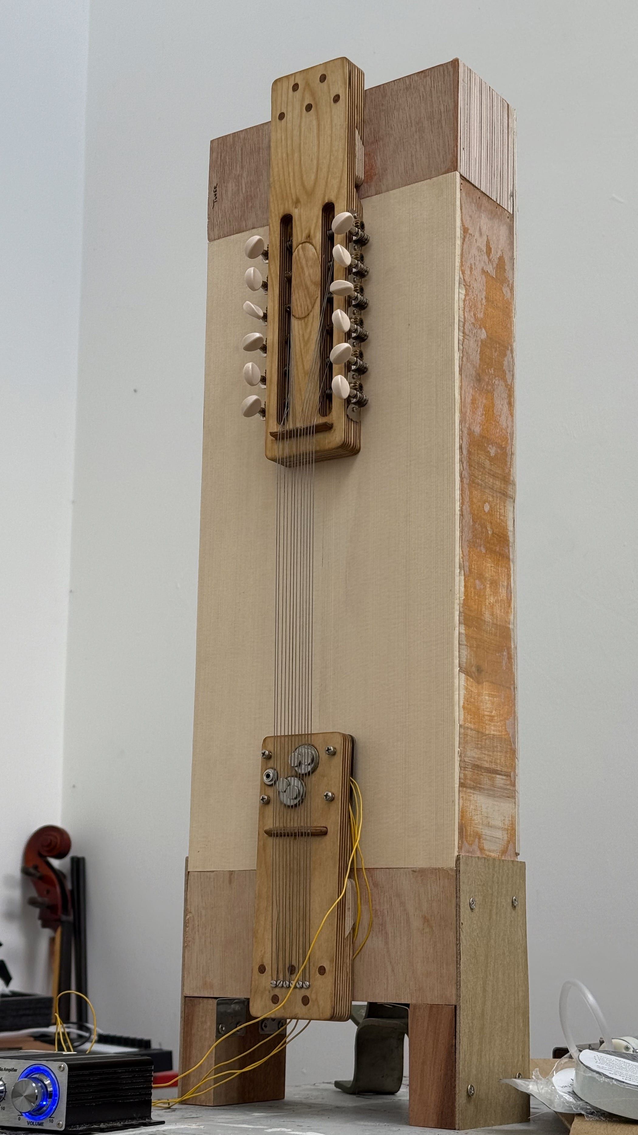 Twelve-String Resonator — documentation image 2